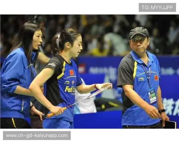 历史性羽毛球比赛使用全息辅助系统，羽毛球辅助训练工具